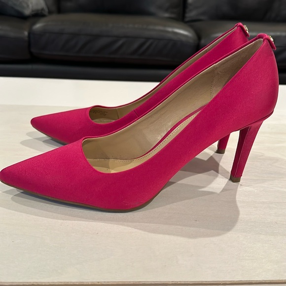 Michael Kors Satin Pumps 8M - Picture 1 of 5